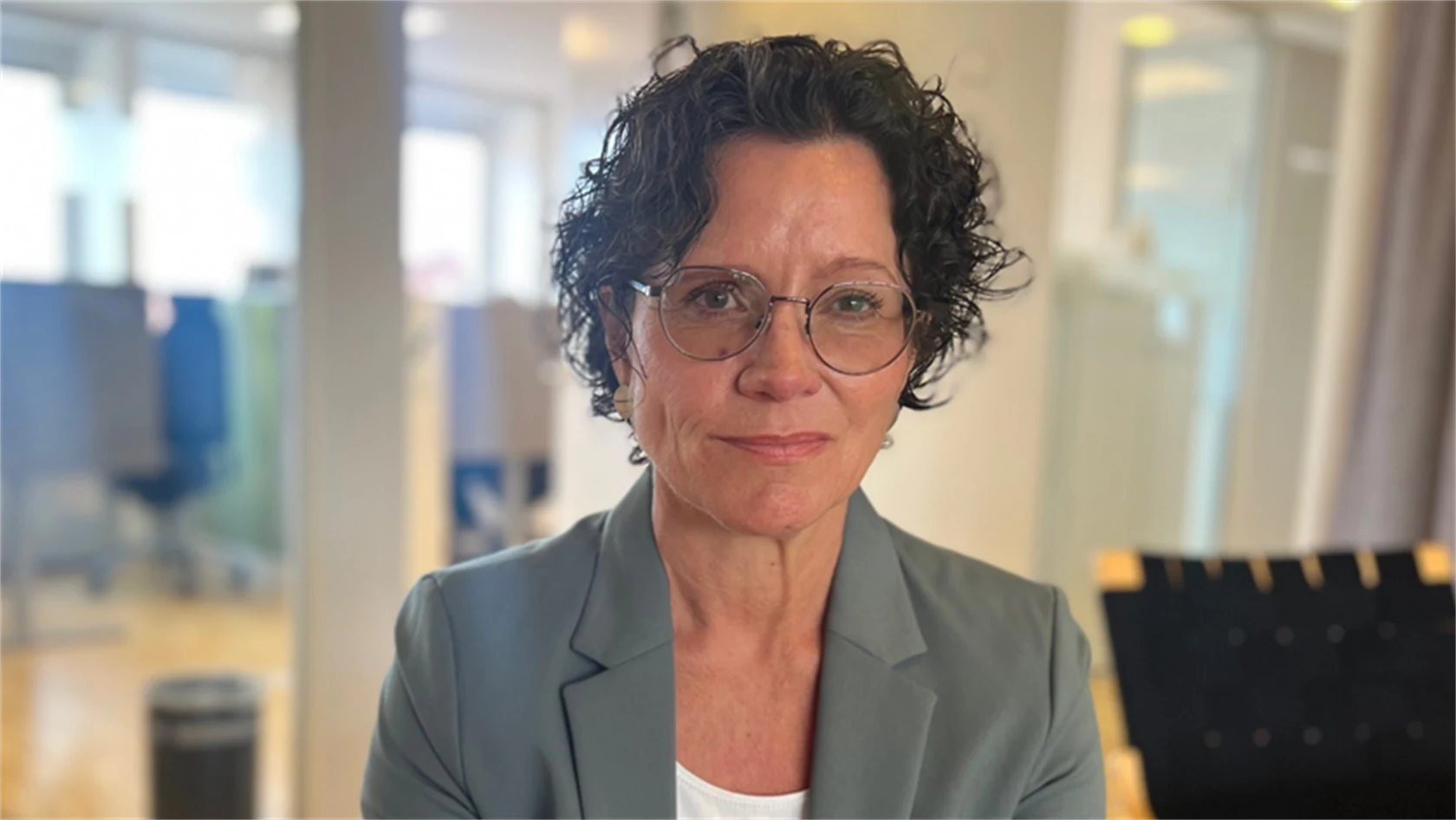 Bild på Ylva Hedén Westerdahl, prognoschef på Konjunkturinstitutet.